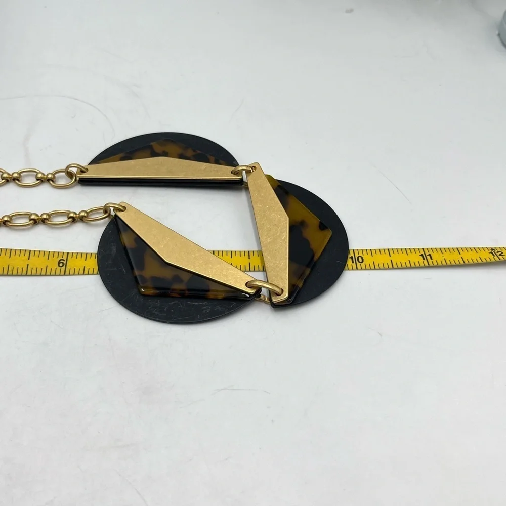 Madewell Framecraft Necklace Tortoise
Mixed Metal Black Matte Gold Tone
Chain - Picture 12 of 14